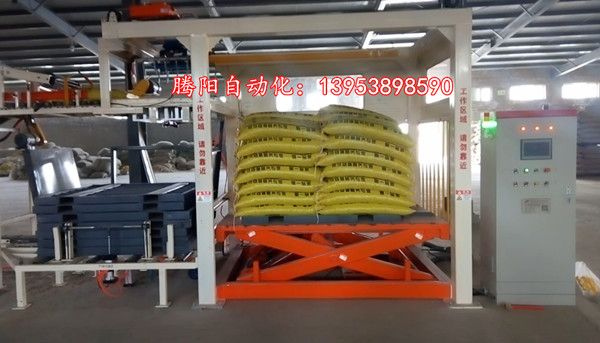 码垛机械手相比较人工码垛更加的节约成本