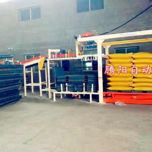 怎么挑选合适的工业码垛机器人呢