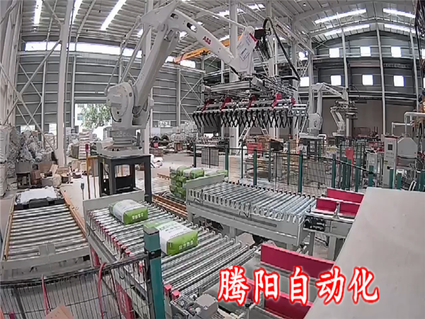 双线双爪砂浆码垛机器人助力工厂产能增长