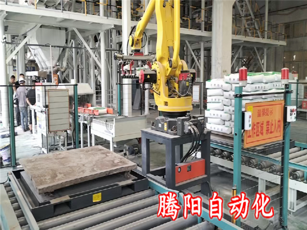 袋装码垛机器人代替人工重体力劳动逐步退场